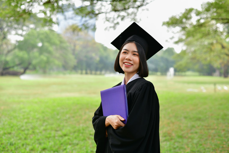 海南大学（Hainan University）近三年招生数据全景分析：2022-2024录取趋势与2025报考指南