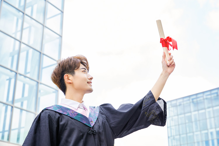 海南科技职业大学2024年河北录取数据发布：历史类254分可报考