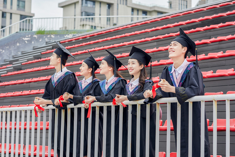 陕西科技大学镐京学院（Haojing College）三年录取数据全景：2022-2024分数线趋势与2025报考指南