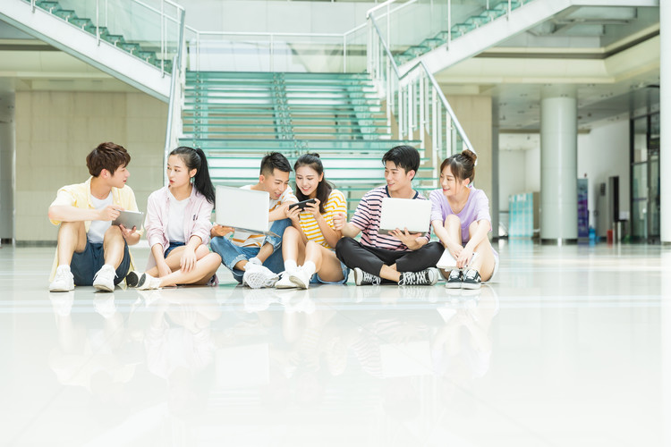 华东交通大学(ECJTU)2025录取预测：基于2022-2024年各省分数线趋势分析