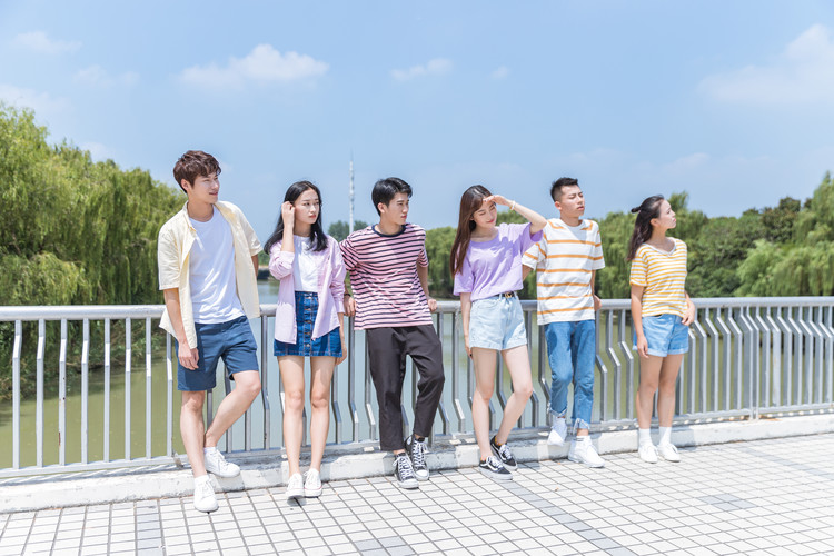安徽财经大学(Anhui University of Finance and Economics)2025录取预测：基于2022-2024年各省分数线大数据分析