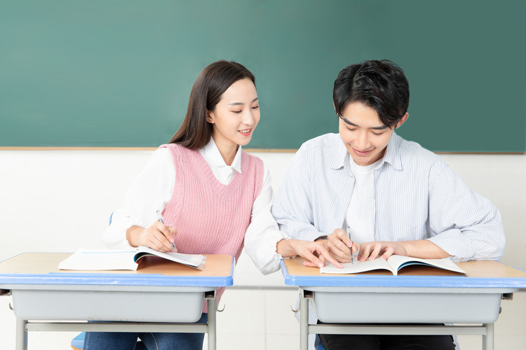 上海师范大学（Shanghai Normal University）2022-2024年招生数据全景分析：各省录取分数线与位次趋势解读（2025报考指南）