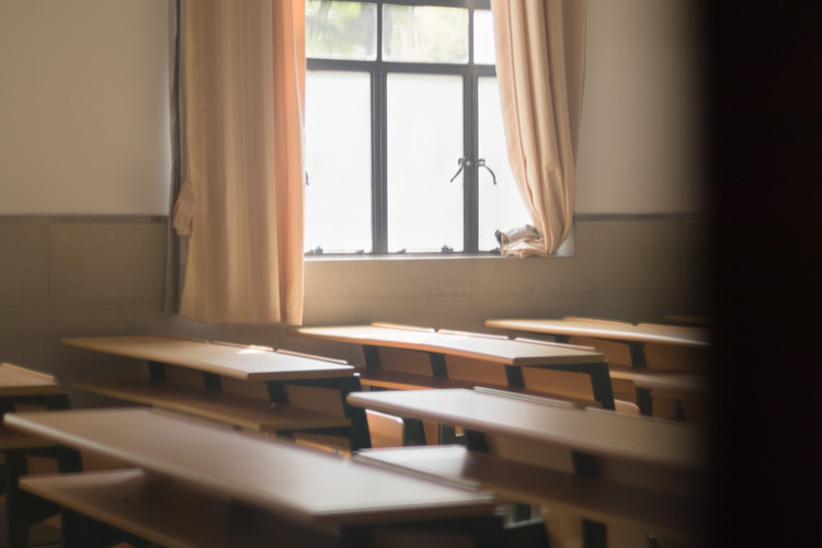 天津财经大学珠江学院(TZC)2025报考指南：近三年各省录取分数线趋势解析