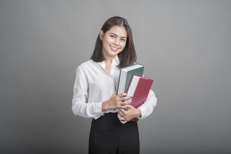 2025年渭南师范学院(Weinan Normal University)录取趋势预测：基于2022-2024年各省分数线深度分析